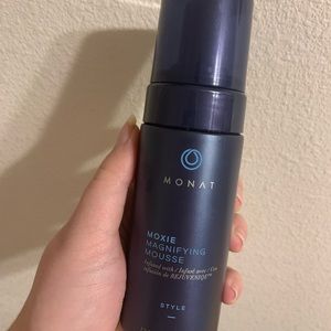 Monat Moxie Magnifying Mousse
